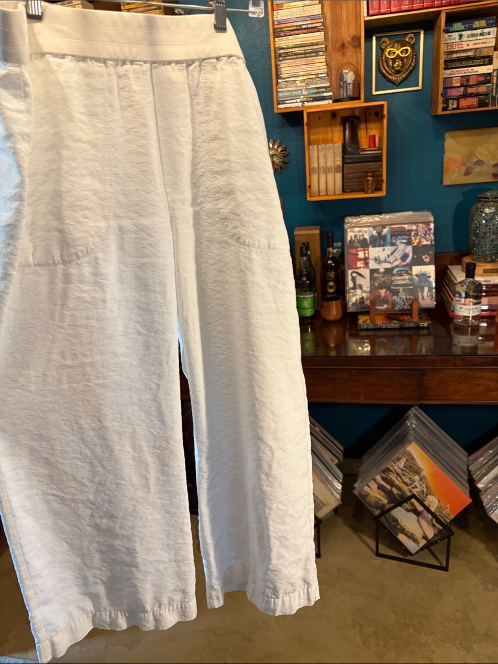CAbi “Courtside Crop” (6778) White Wide-Leg Pants